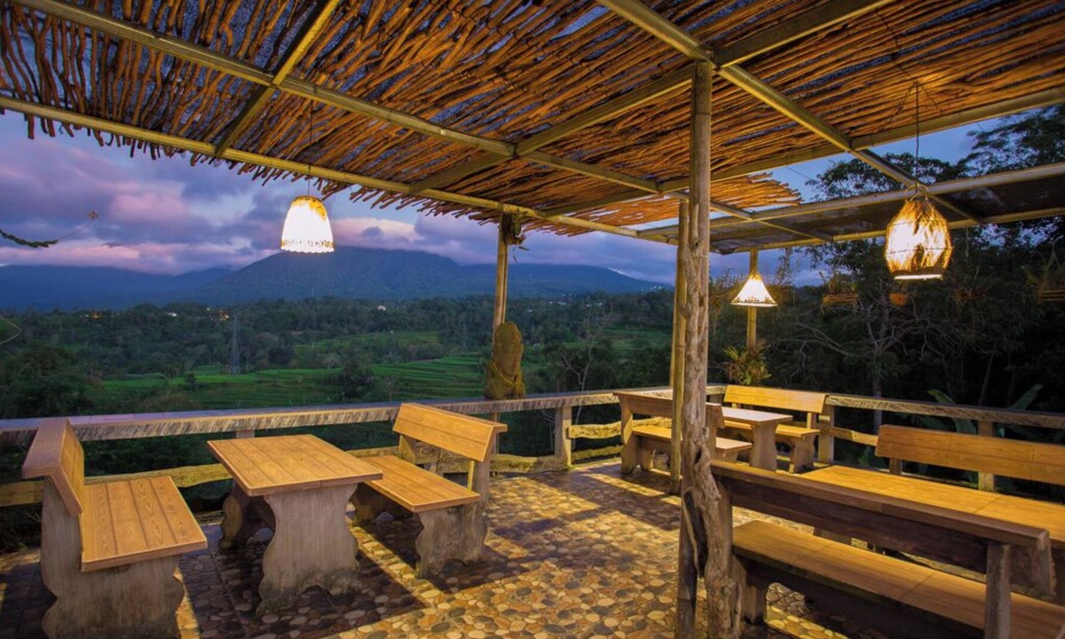 Baturiti House | 1 BR Grand Deluxe with Mountain View near Bedugul