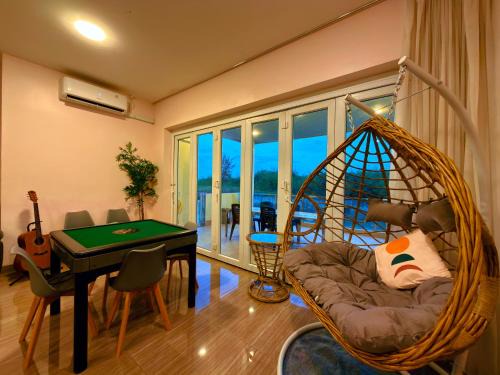 Batam Villa | 17 Pax Private Villa, Ferry Terminal Shuttle & Breakfast