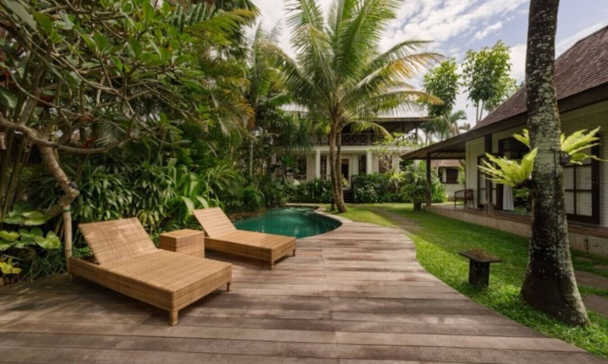 Kaba-Kaba House | 3BR Kangin Lane - A Queenslander Gem