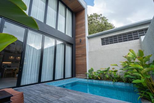 Sunset Road Villa | 3Brd Modern Villa Close To The Beach in Seminyak