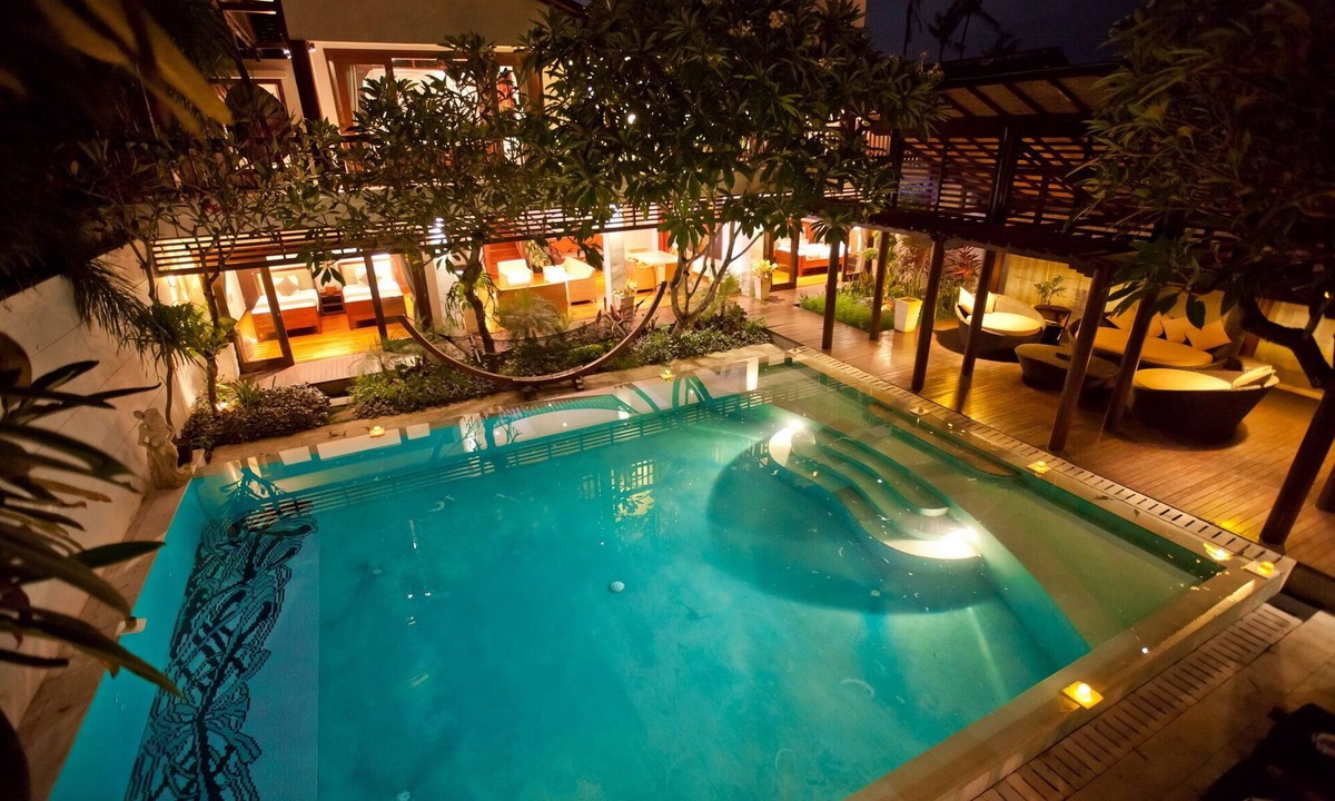 Sanur Kauh Villa | 6BR Villa, 200meters From The Beach - Private Balconies With Hammocks!