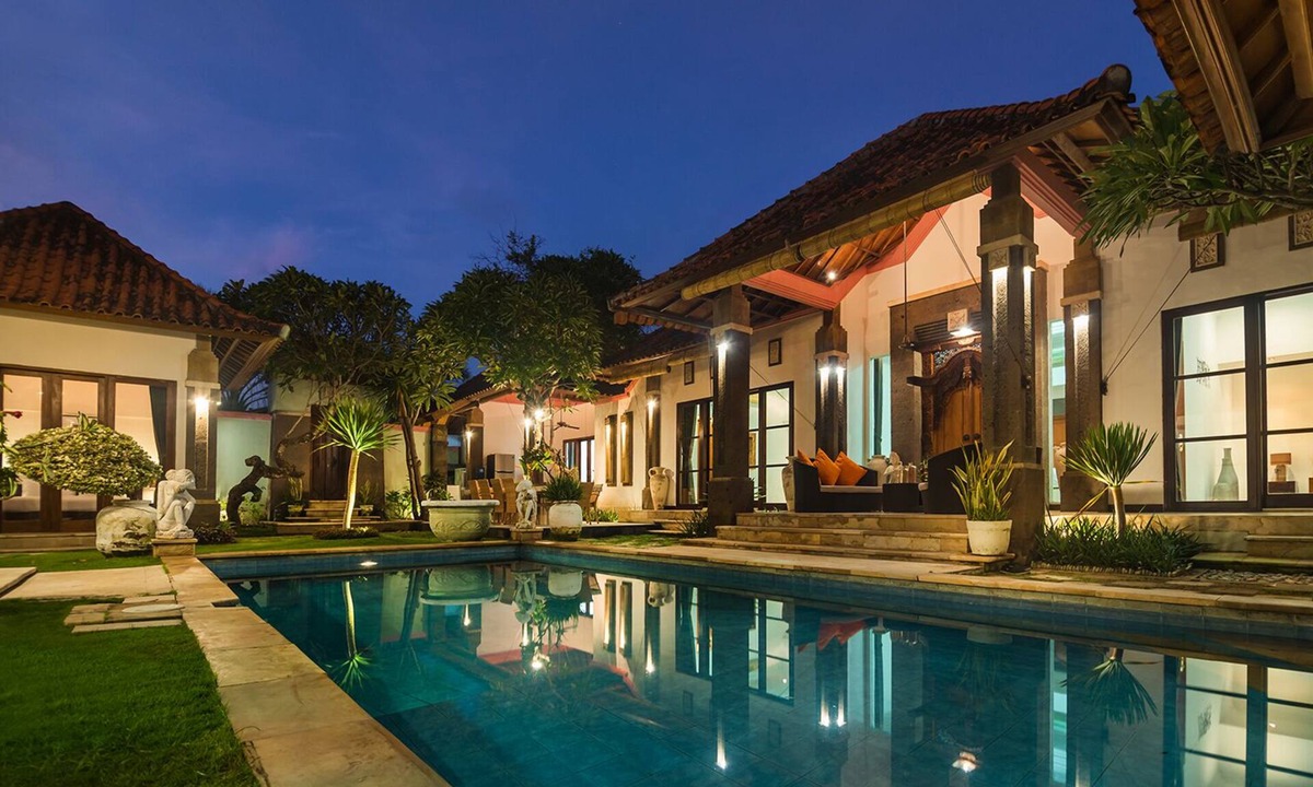 Kuta Selatan Villa | 7BR-Last Minute Deal 50%+ OFF! Nusa Dua
