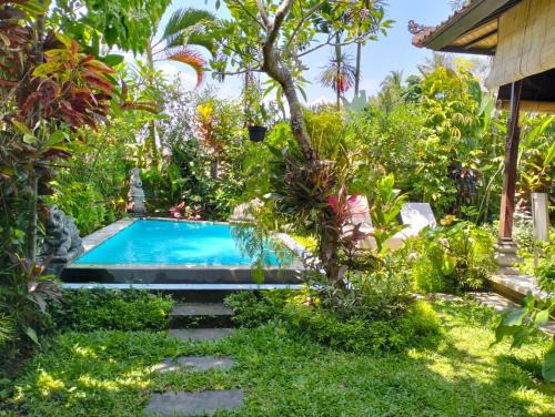 Sayan Villa | A Lush Tropical Villa in Ubud Rice Fields