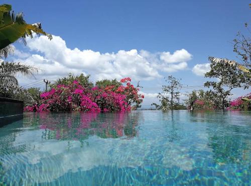 Uluwatu Villa | Alam Sweet Ulu-Modern "Balinese Style Villa" 3 Large Comfy Beds 2 private Bedrooms, Panoramic Ocean Views Pool