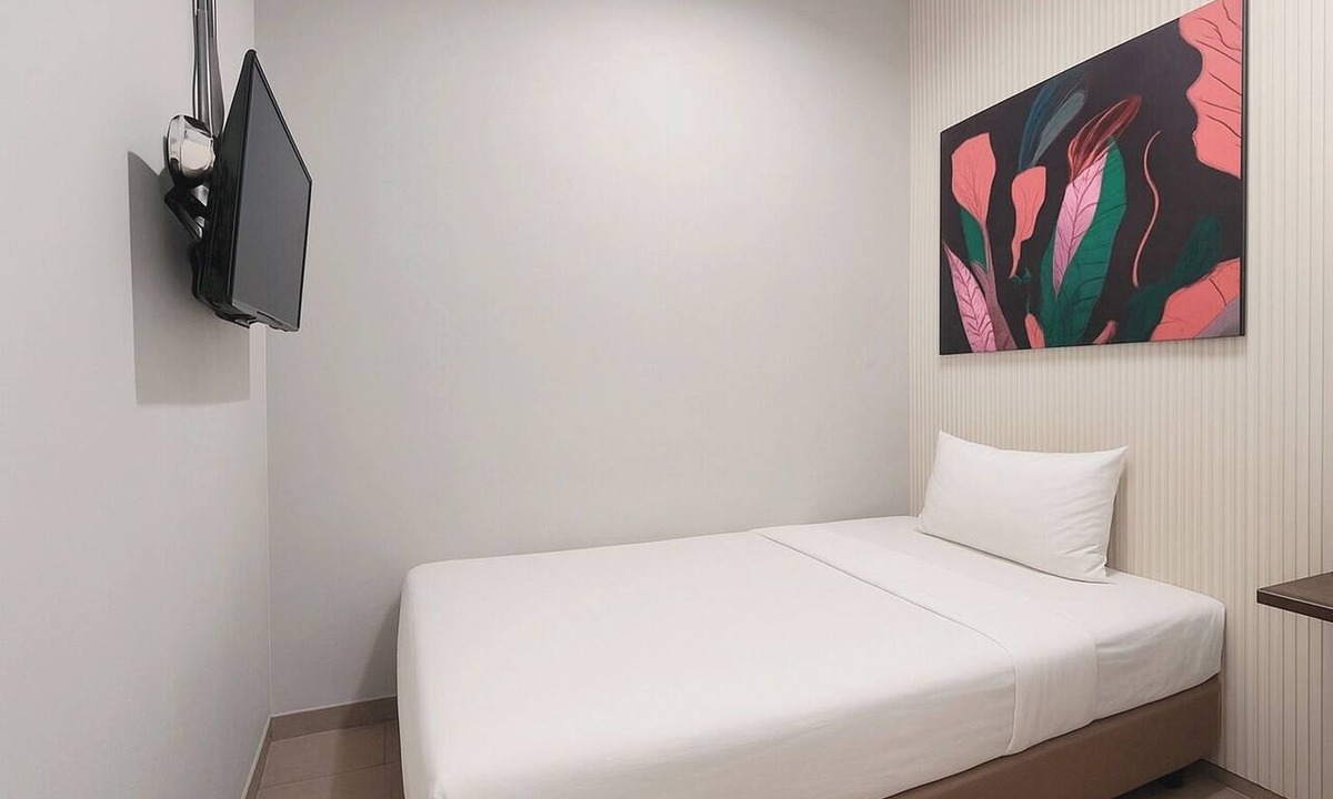 Kemanggisan Hotel | Anders Arjuna Selatan