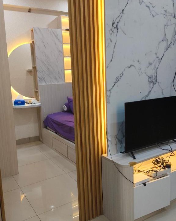 Rawasari Apartment | Apartement Green Pramuka Square suite Room