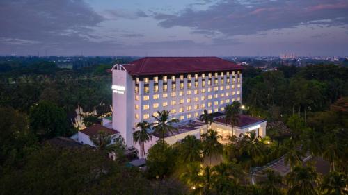 Tangerang Hotel | Aryaduta Lippo Village