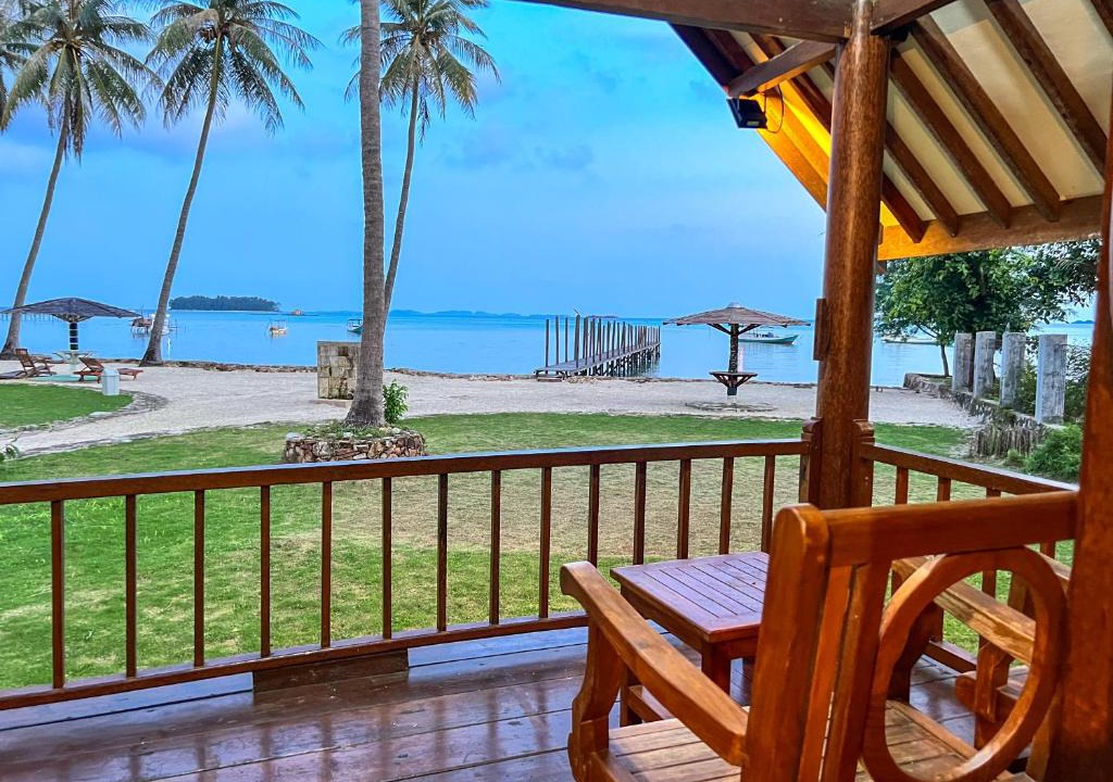 Karimunjava Hotel | Arys Lagoon Bungalow & Hotel