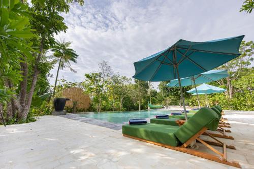 Uluwatu Resort | Ayvrtha Boutique Nature Resort, 5 minutes drive to Padang-Padang Beach