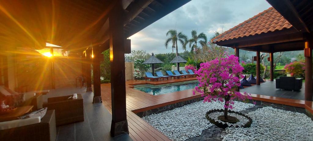 Sandik Hotel | Bale Solah Lombok Holiday Resort