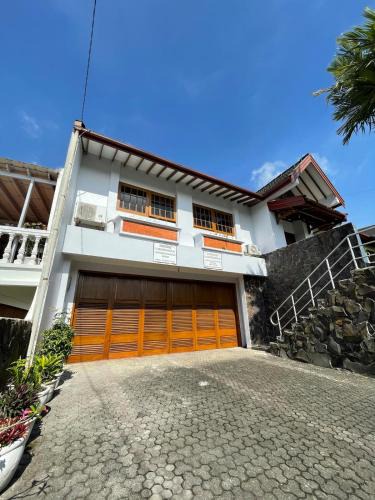 Ciumbuleuit House | Belgareti Ndalem Partan Classic Villa Dago Giri