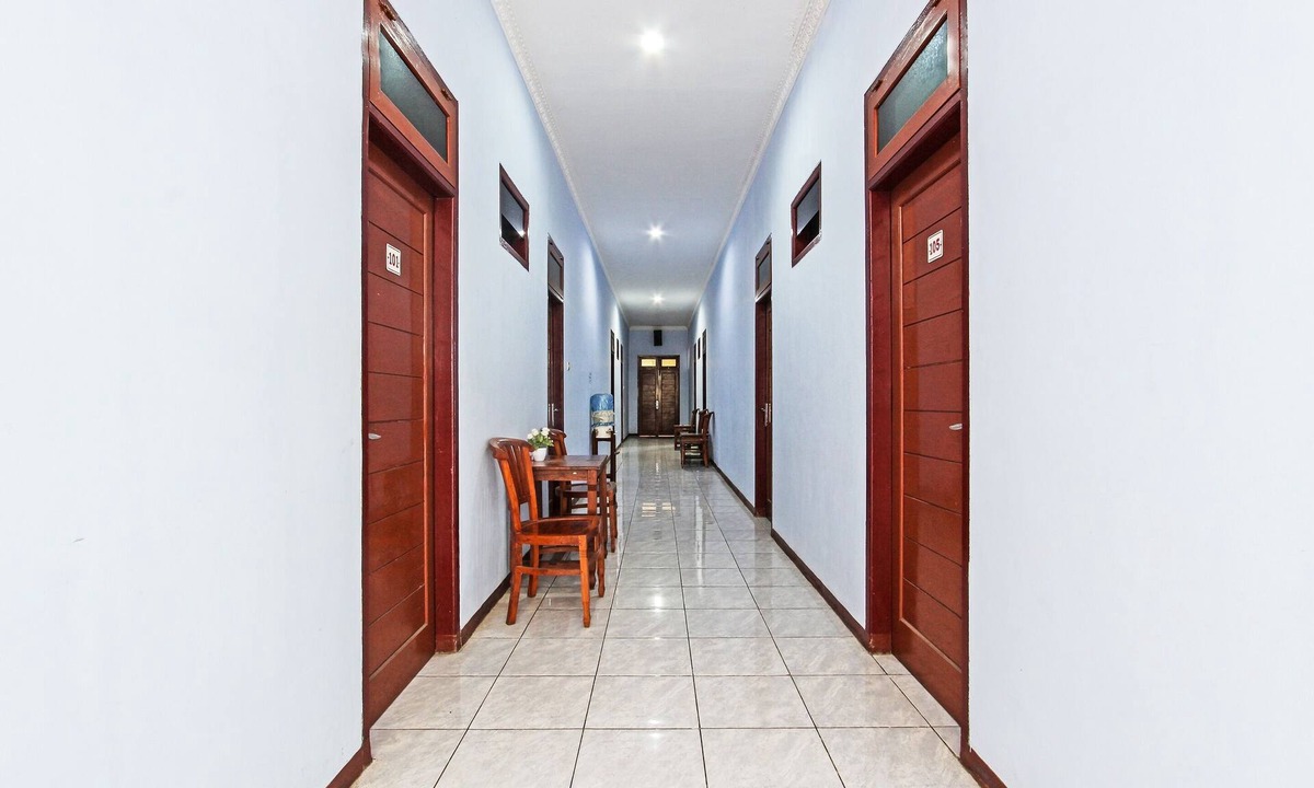 Blora Hotel | Capital O 91355 Hotel Mustika 1 Syariah