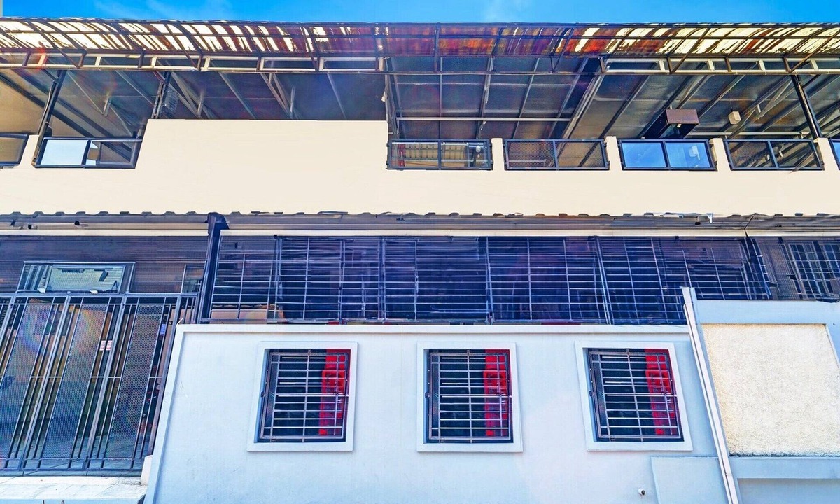 Sukajadi House | Cozy Double Escape W/Free WiFi and Parking