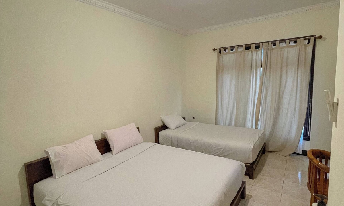 Labuan Bajo House | dAlvin: Room 2 - Comfort Nest | Near Airport
