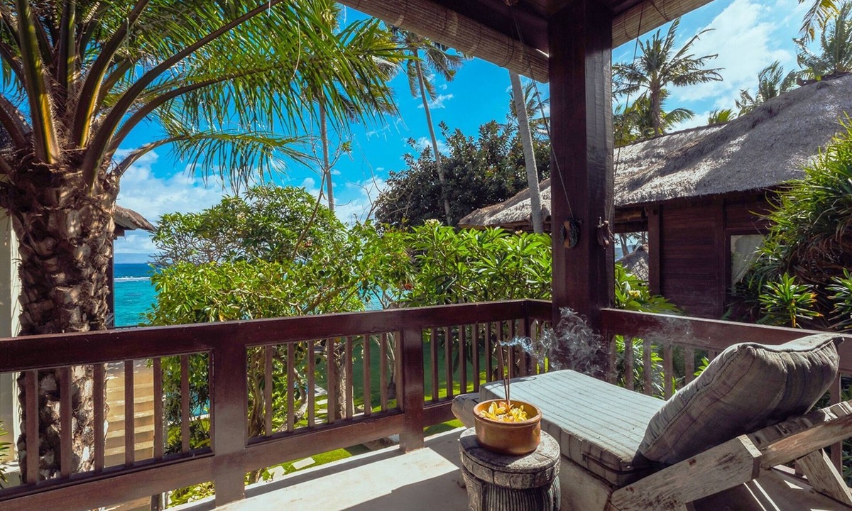 Candi Dasa Apartment | Deluxe Double Room with Balcony and Ocean View | The Village of Angels Resort