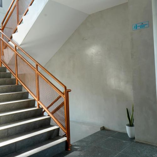 Menteng Hostel | DParagon Jakarta Timur