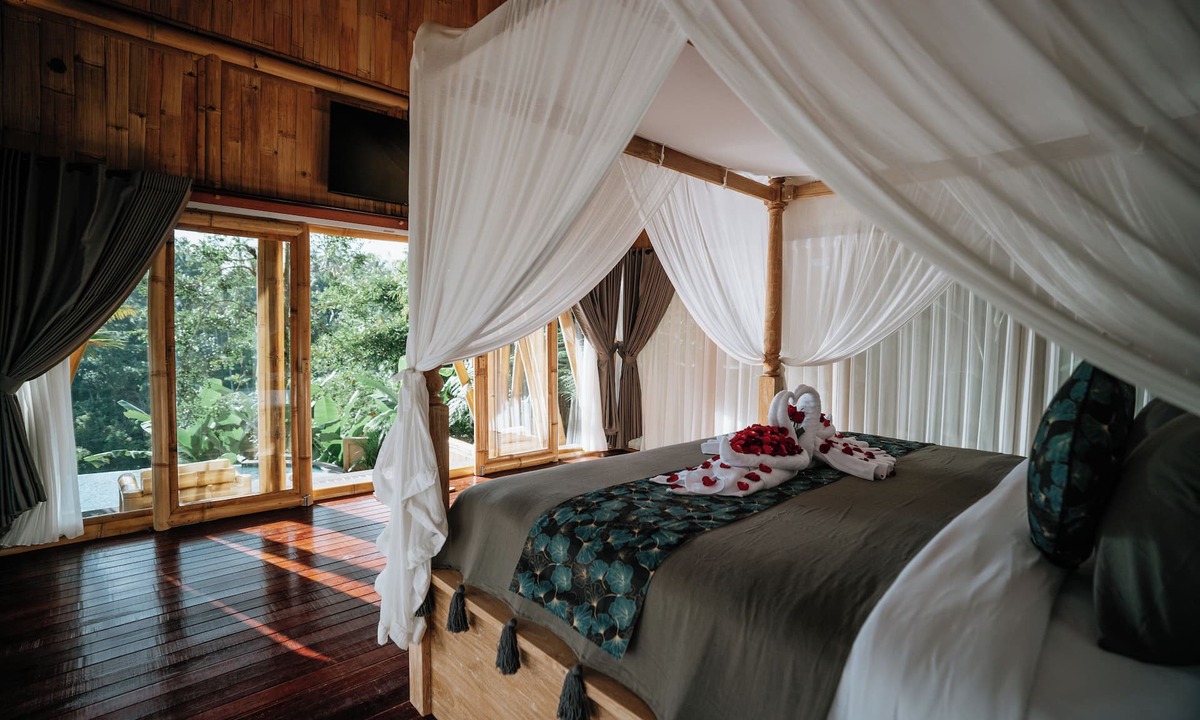 Melayang Villa | Embrace Ancient Bali at Umah Bali Kuno Villas