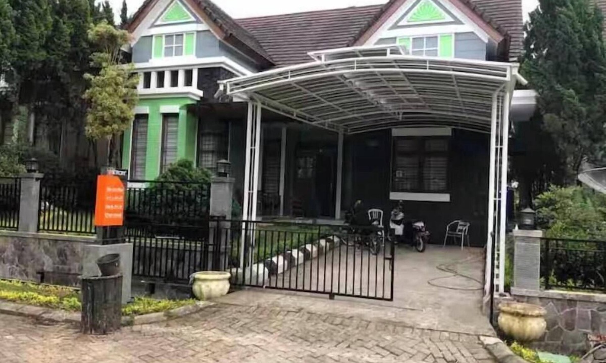Cipanas Villa | Eton Asia Villas-FA1-03- Elite villa -3 Bedrooms with Private Pool River view