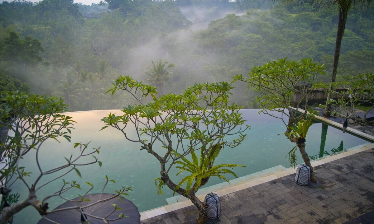 Melayang Villa | Exclusive 6.5 Bedroom Luxury Villa + Infinity Pool Near Ubud