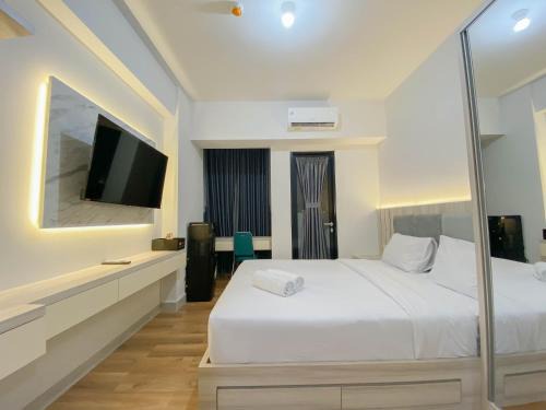 Jatingaleh Apartment | Fully Furnished 1BR The Alton Apartment By Travelio