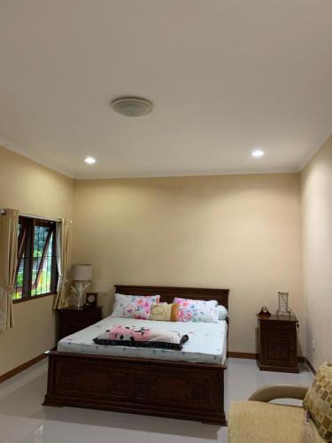 Cilobak Villa | Gisela Resto Villa