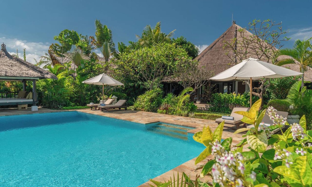 Dencarik Villa | Gorgeous beachfront Villa Jasmine, Lovina!