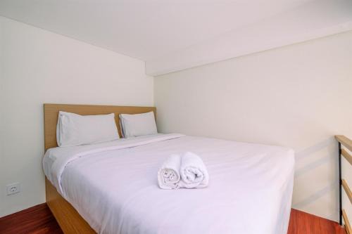 Jakarta Apartment | Gorgeous Studio Loft Apple 1 Condovilla Apartment By Travelio