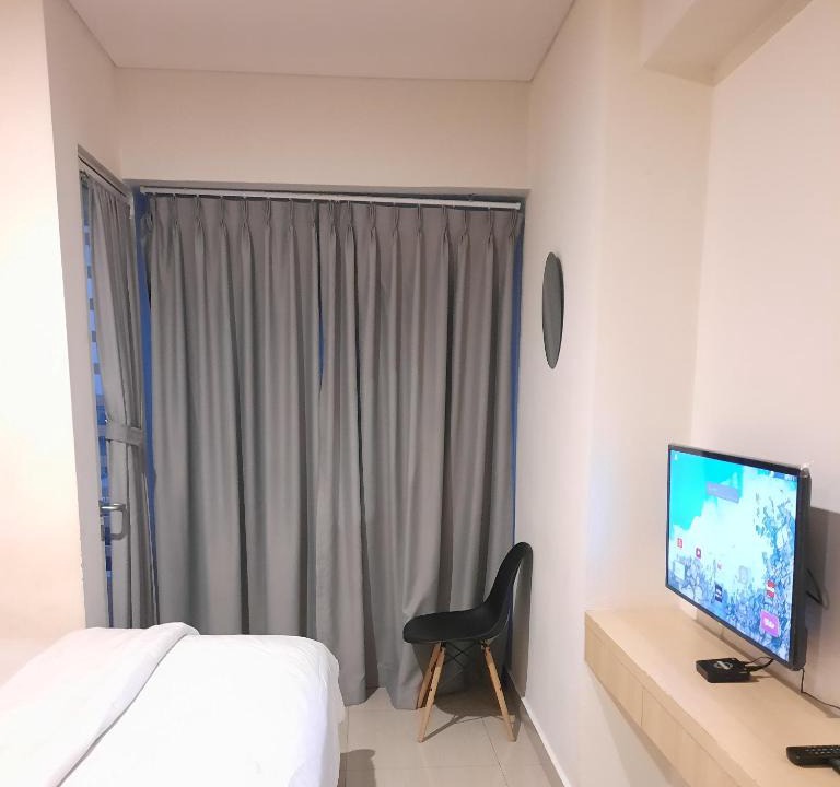 Pekayon Jaya Apartment | grand kamala lagon studio room tower barclay
