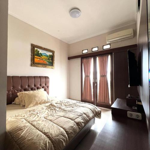 Cimahi House | Hens Guesthouse Syariah