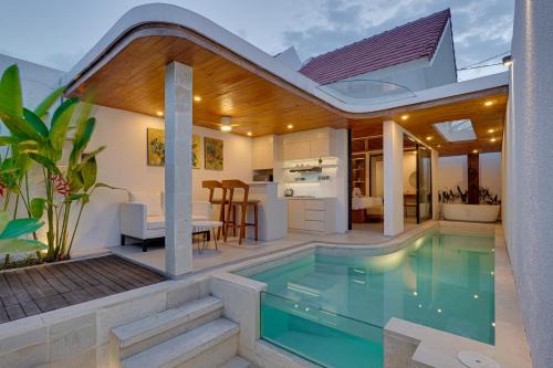 Denpasar Timur Villa | Honeymoon 1BR Villa Rose Laluxe A14 Sanur