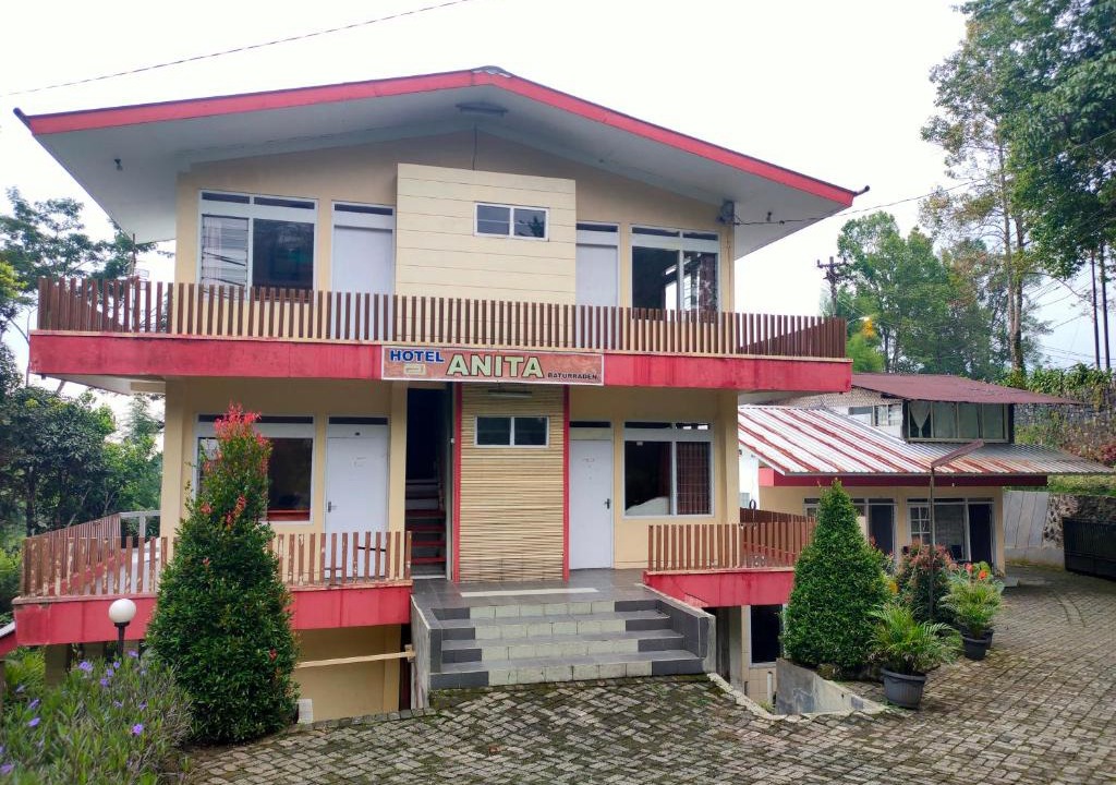 Baturaden Hotel | Hotel Anita Baturaden Mitra RedDoorz