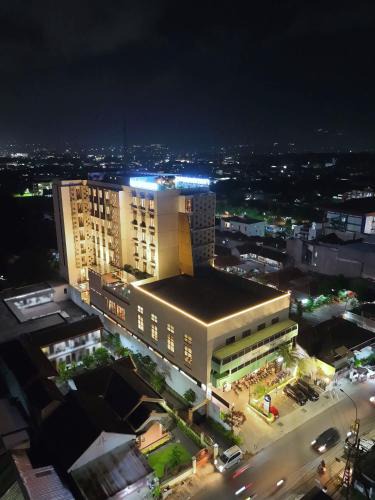 Jember Hotel | Hotel Fortunagrande Jember By Fosia Hotels