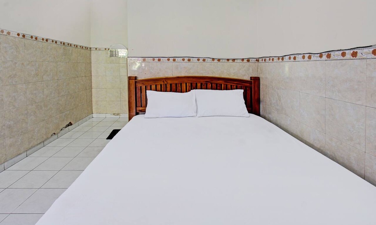 Mataram Hotel | Hotel O Astri Homestay