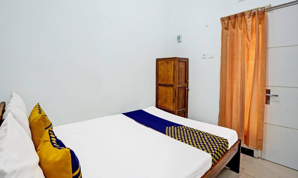 Tetebatu Hotel | Hotel O Athirah Kost Near Permandian Wisata Istana Mappala