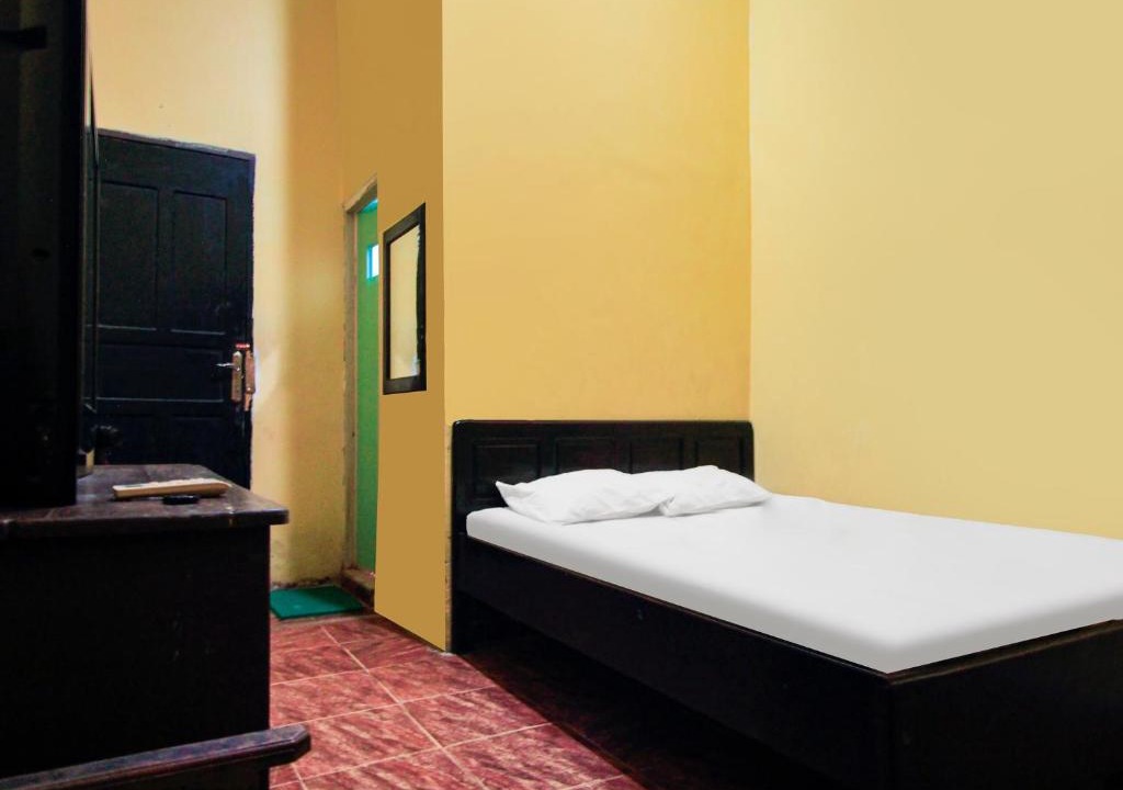 Mamuju Hotel | Hotel O Emmy Homestay Syariah