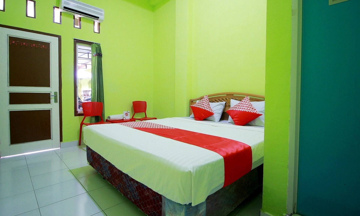 Lubuklinggau Hotel | Hotel O Sherren Guest House