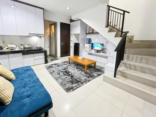 Old Jakarta Villa | House PIK2 Cluster Virginia 2BR with Wi-Fi & Netflix