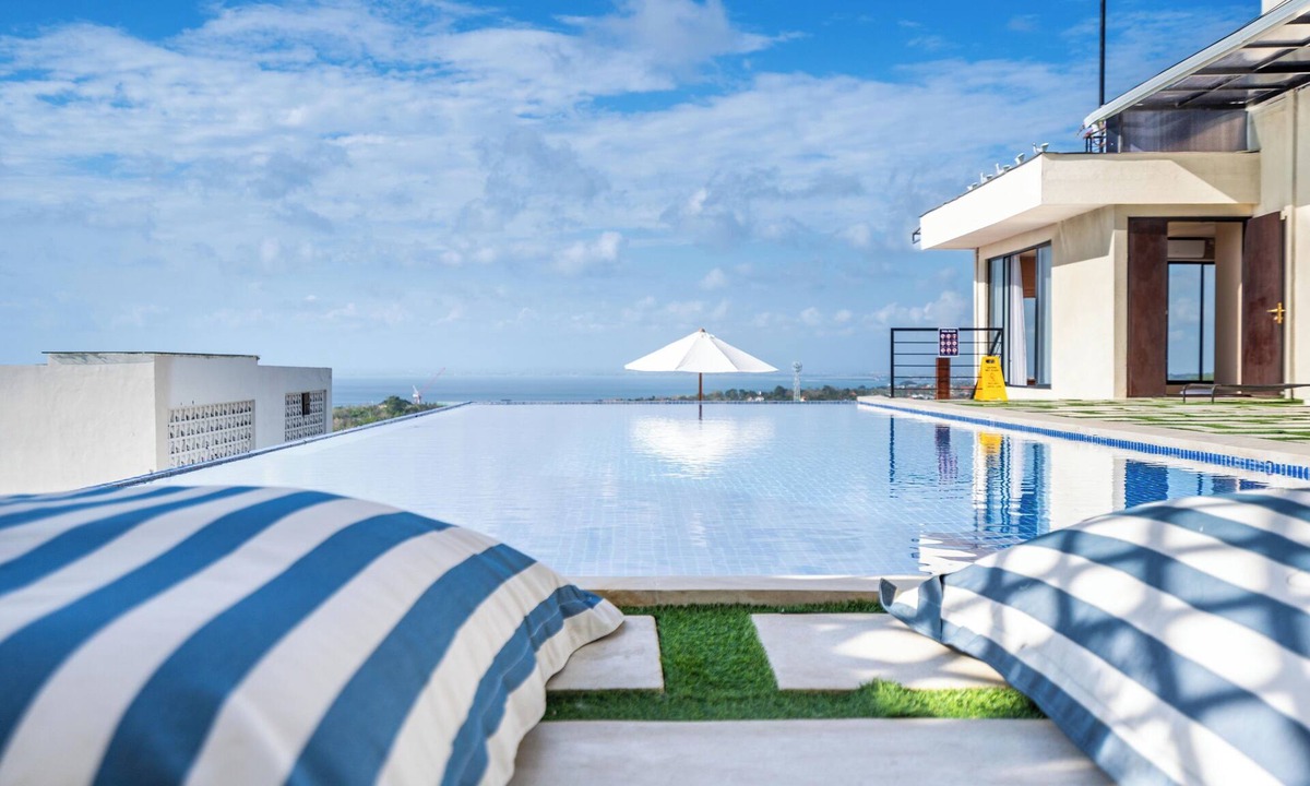 Uluwatu Villa | Jiya Villa Uluwatu - Panoramic Terraces with Stunning Views, Luxury Service and Entertainment