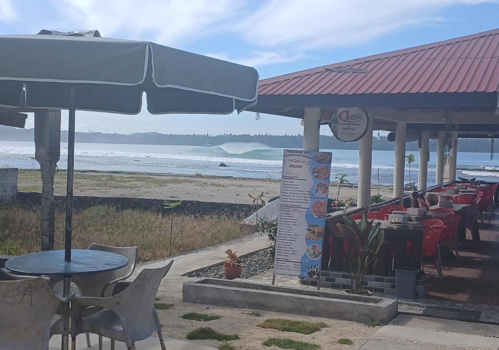 Bawomataluo House | KeyHole Surf Camp