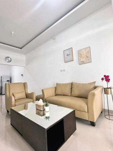 Rajabasa Villa | Kino Stay - 3 bedrooms Modern Minimalist House