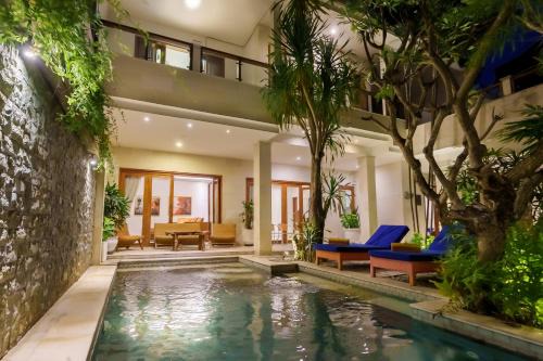 Drupadi Villa | Lavish 2 Bedroom Private Villa Seminyak - Orange