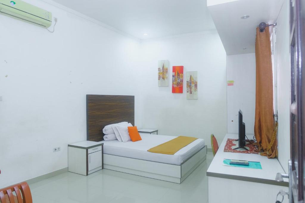 Makassar House | Lia Homestay Syariah Pettarani Makassar Mitra RedDoorz