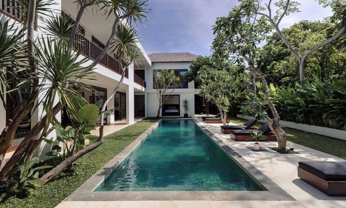 Petitenget Villa | Luxe Vacay Amara Pradi Chef and Staff included lvid5