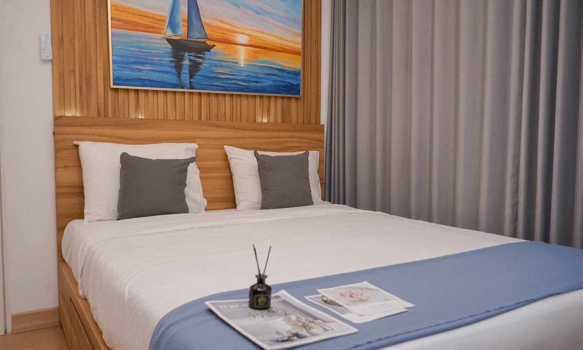 South Tangerang Apartment | Luxurious 2BR at Urbantown Serpong Apartment