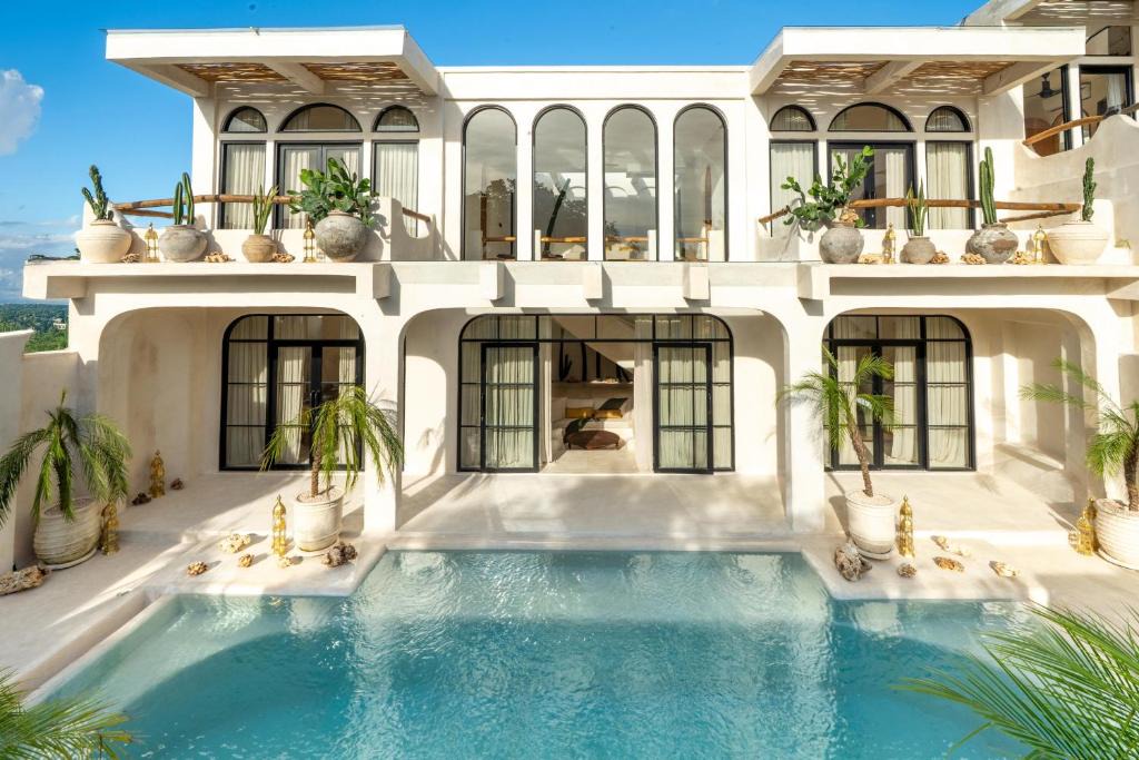 Pecatu Villa | Luxury 6 Bedroom Group Villa With Private Pool Uluwatu