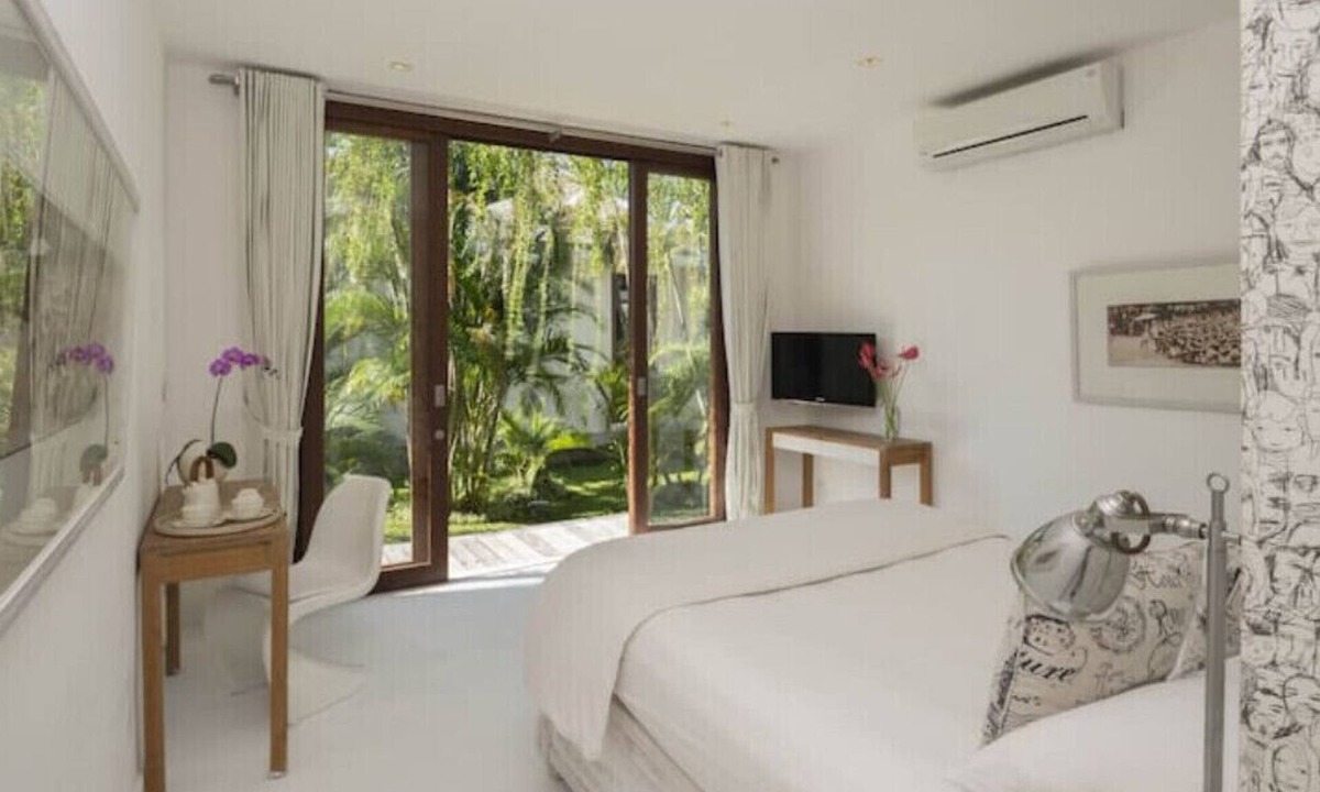 Padonan Villa | Luxury Spacious Family 6+1BR Villa Big Pool&Garden