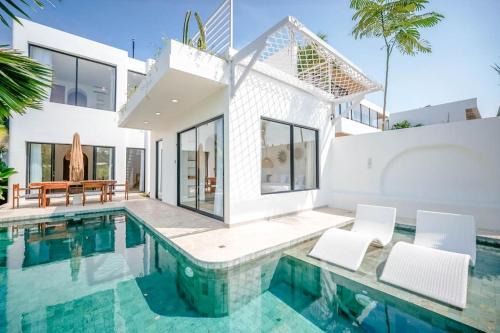 Beraban Villa | Maison Coucou - Modern Minimalist 3BR Villa near Tanah Lot