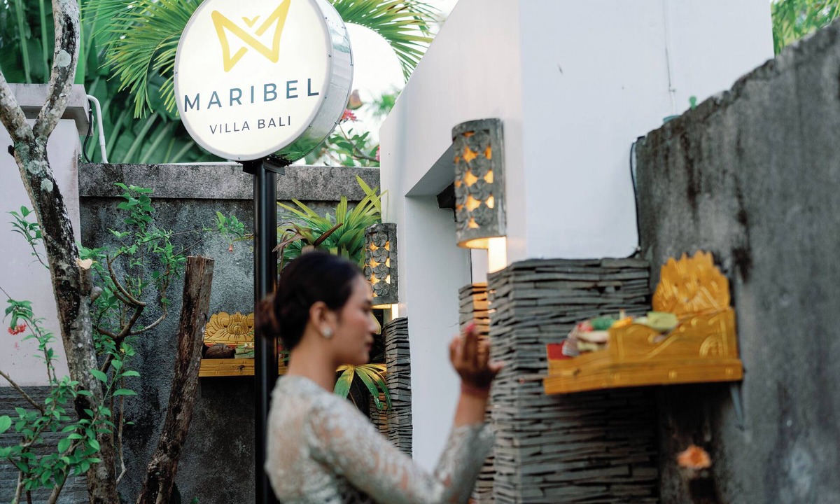 Raya Kuta Villa | Maribel Villa Bali Sunset Road Seminyak 3 Bedrooms