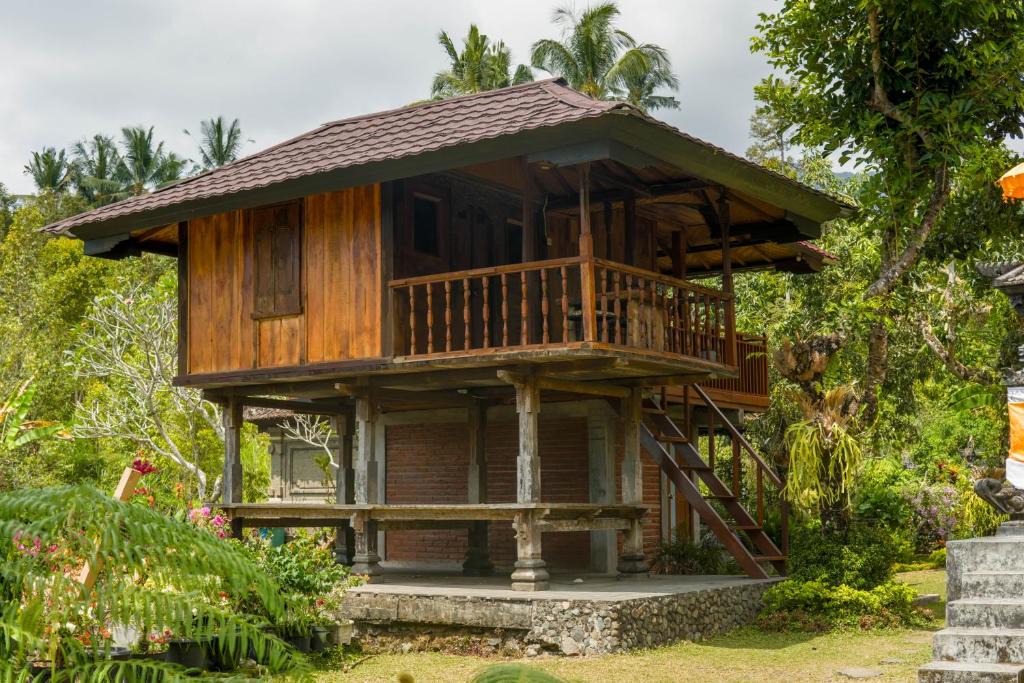Sukasada House | Mesari Cottage Guest House