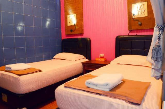 Mojokerto House | mojokerto guesthouse